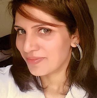 Sadaf Pearl's avatar