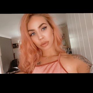 Charlotte Morris's avatar