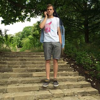 Loz Dunne's avatar