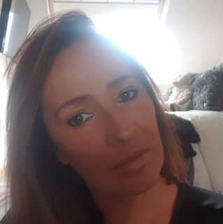 Maggie Hendry's avatar