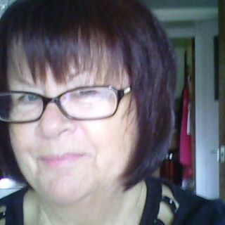 Lynne Goddard-Sims's avatar
