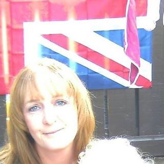Paula Lundy's avatar