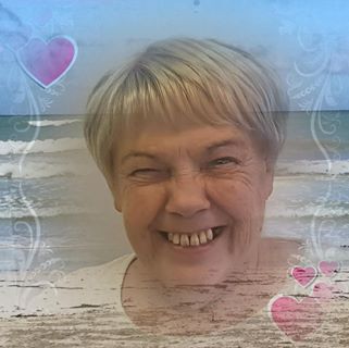 Brenda Dinsdale's avatar