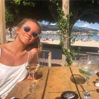 Josslyn Rose's avatar