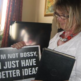 Lynne Oliver's avatar