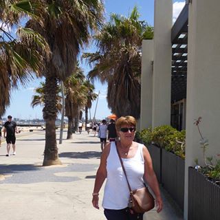 Sue Shirley's avatar