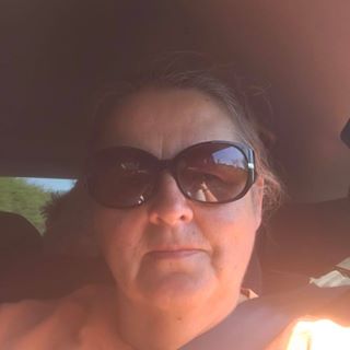 Julie Johnson's avatar