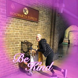 Catherine Garland's avatar