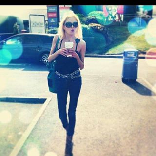 Melanie Jones's avatar