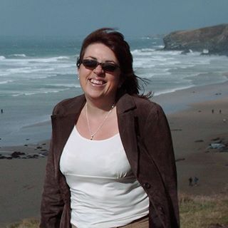 Sue Jayne's avatar