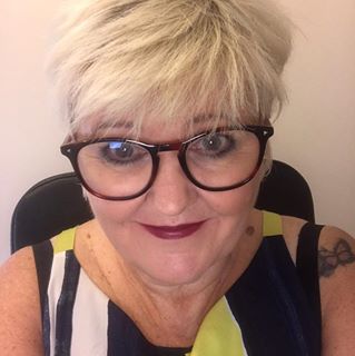 Elaine Kelly's avatar