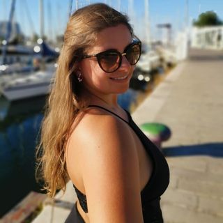 Renata Vasarhelyi's avatar