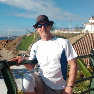 Chris Thackham's avatar