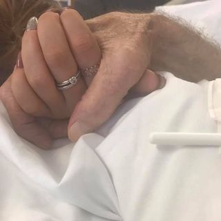 Deborah Elaine's avatar