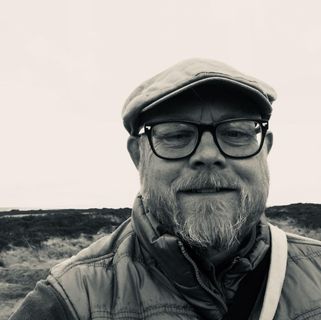 Richard Harrison's avatar