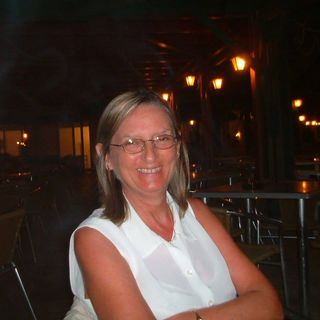 Denise Stacey's avatar