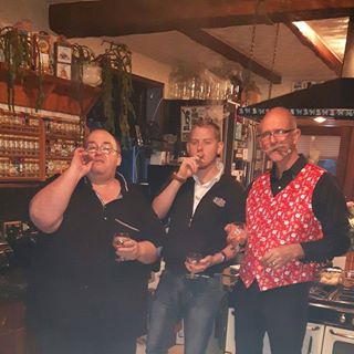 Mark Vickers's avatar