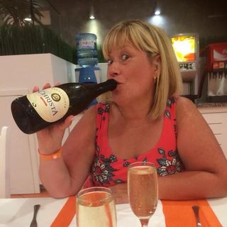Wendy Roe's avatar