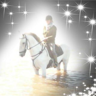 Helen Duckworth's avatar