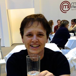 Jo Giles's avatar