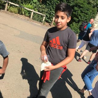 Romeesa Khan's avatar