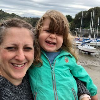 Sarah Jessica Weist's avatar