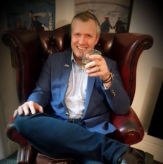 Lee John Gizon's avatar