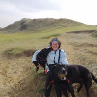 Moya Pitcher's avatar