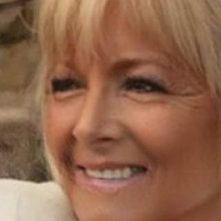 Shirley Billing's avatar