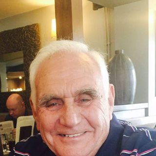 Colin Holloway's avatar