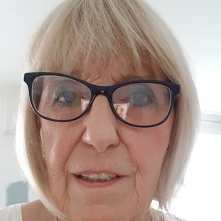 Sandra Owen's avatar