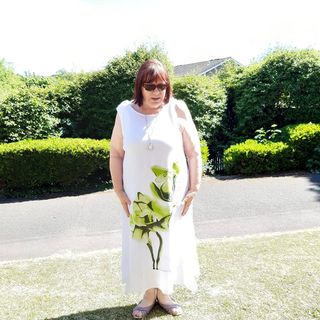 Linda White's avatar