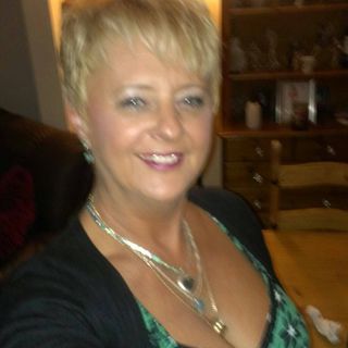 Karen Lewis's avatar