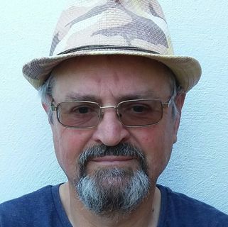 Andrew Dabrowski's avatar