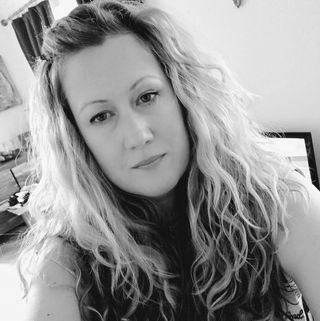Julie Murdin's avatar