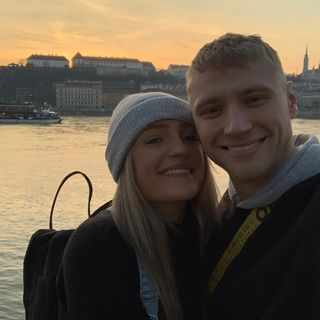 Hannah Louise's avatar