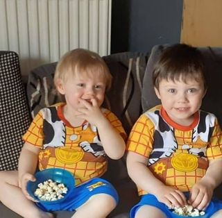 Debbie Drewitt's avatar