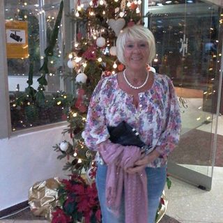 Jenny Sargent's avatar