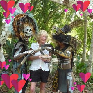 Elaine Earley's avatar