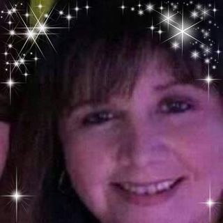 Vix White's avatar