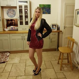 Connie Bonnie Darling's avatar