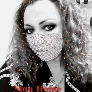 Alina Trinchese's avatar