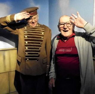 Debra Harnell's avatar