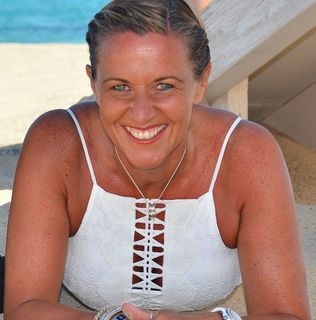 Joanne Hooley's avatar