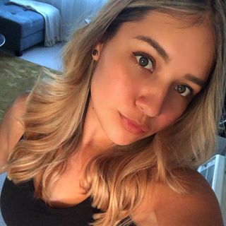 Erika Caro's avatar