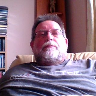 Derek Watts's avatar