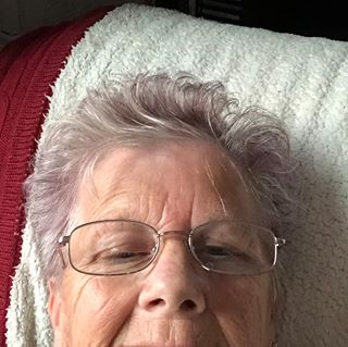 Eileen Payne's avatar