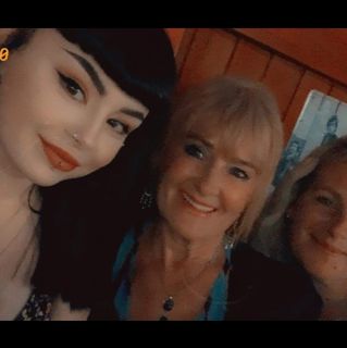 Jackie Eaves's avatar