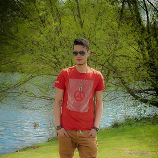 Ameer Munawar Khan's avatar