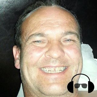 Kenny Whale's avatar